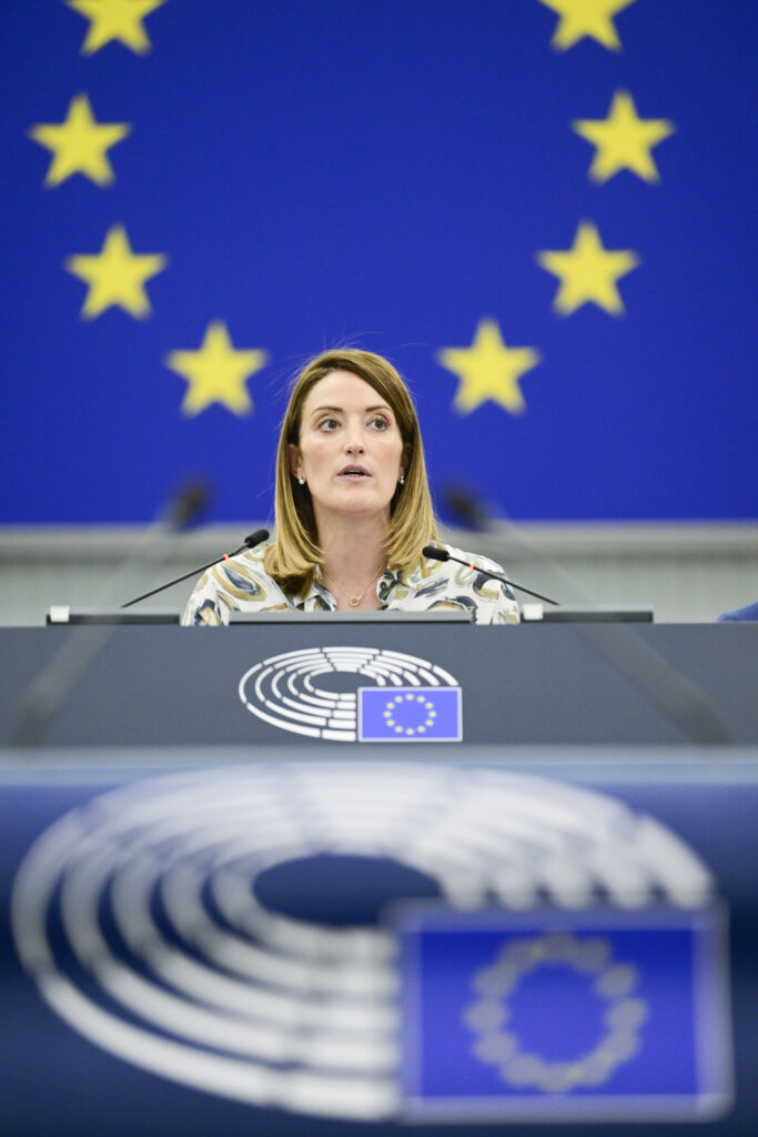 parlamentul european testeaza reguli noi pentru dezbateri mai scurte si mai eficiente care sunt principalele schimbari 6a2a7b5028a9e