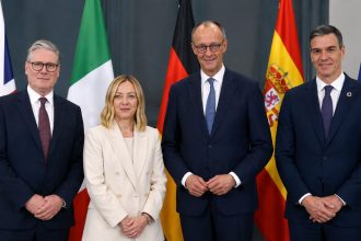 patru mari puteri europene pregatite sa ridice sanctiunile impotriva iranului dupa acordul cu sua 6a2fb3eb7bff8