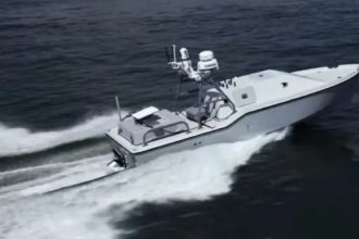 pilotii americani salvati dupa prabusirea unui apache operatiunea realizata cu ajutorul unei drone navale 6a29029f8911e