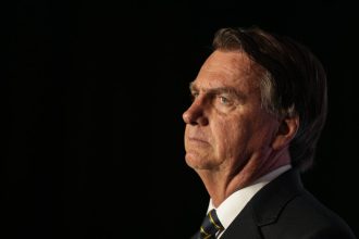 politia il va interoga pe fostul presedinte brazilian jair bolsonaro despre detinerea unui pistol in timpul arestului la domiciliu 6a35f07fcb7bf
