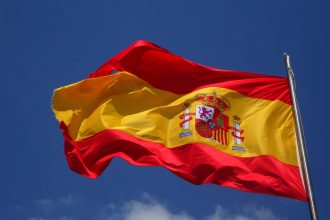 revolutia ai in spania strategia nationala prin care tinerii si micile afaceri pot transforma economia digitala 6a2d5187c7841