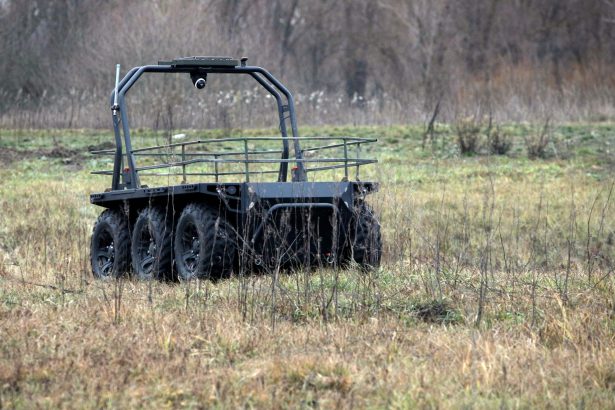 robotii in razboi cum schimba dronele terestre de inalta tehnologie campul de lupta 6a36460d48bc5