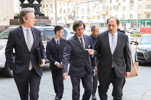 tensiuni diplomatice la moscova ambasadorii din franta marea britanie si germania convocati la ministerul rus de externe din cauza razboiului din ucraina 6a2aea2706c50