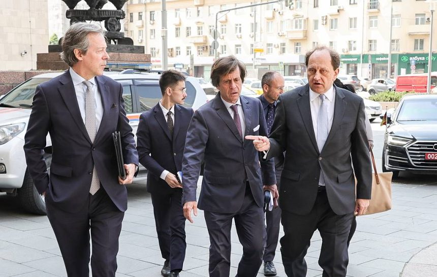 tensiuni diplomatice la moscova ambasadorii din franta marea britanie si germania convocati la ministerul rus de externe din cauza razboiului din ucraina 6a2aea2706c50