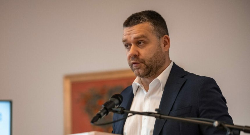 tomac l ar vrea la ministerul dezvoltarii dar ciucu spune pas guvernului 6a29c08b5dabd