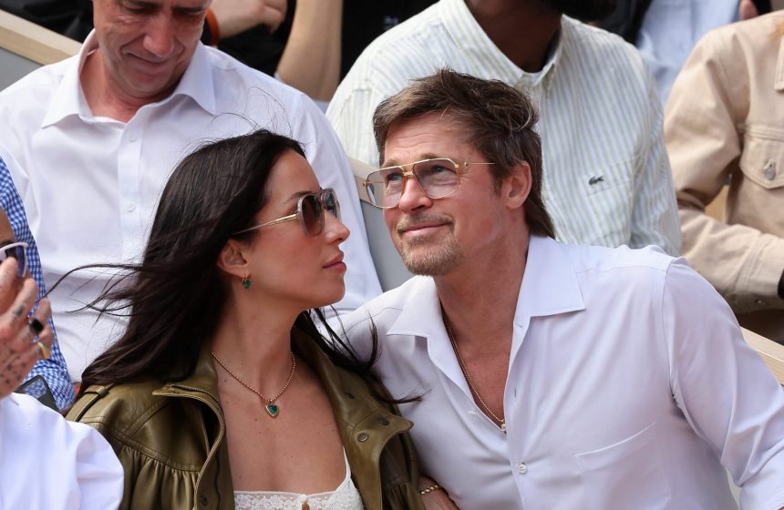 trendul ingenios ce ascunde imbatranirea popular in randul vedetelor brad pitt s a alaturat tendintelor 6a2d242383e6d