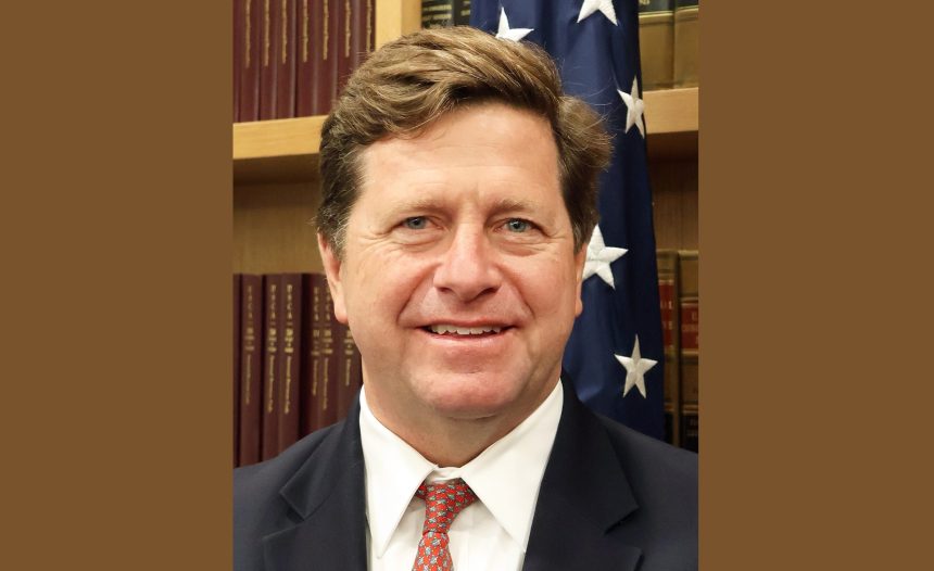 trump il anunta pe jay clayton ca sef peste serviciile secrete ale sua 6a2baa56b8a5d