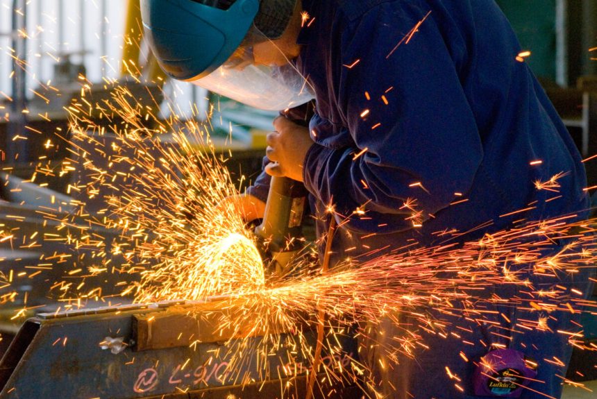 ucraina risca pierderi economice suplimentare 300 000 de locuri de munca in pericol 6a282d5e336ec