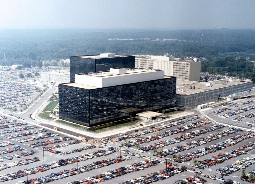 un program cheie de spionaj american a fost lasat sa expire democratii se tem ca trump l ar putea folosi politic 6a2cdb7ce4a50