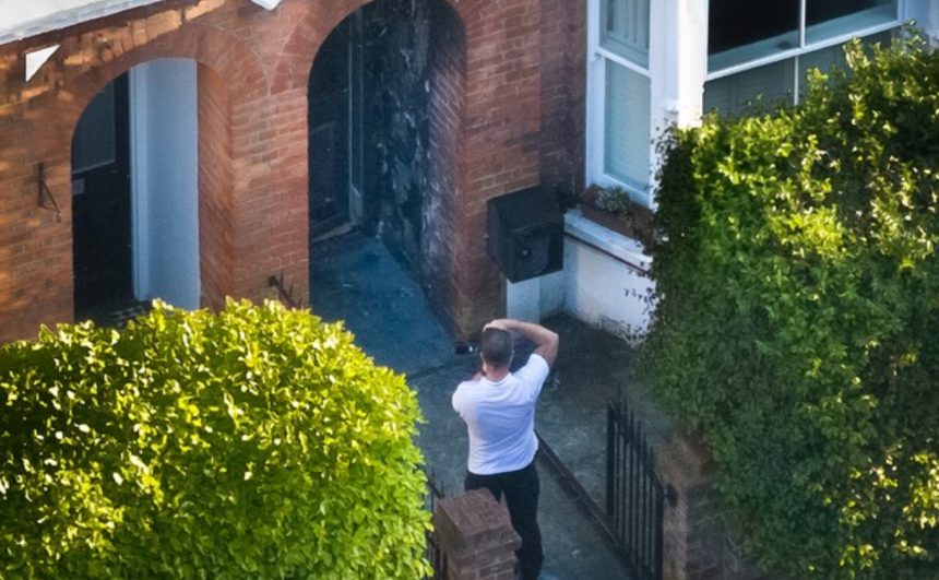 un roman si un ucrainean vinovati pentru atacuri asupra proprietatilor premierului britanic 6a300237a633e
