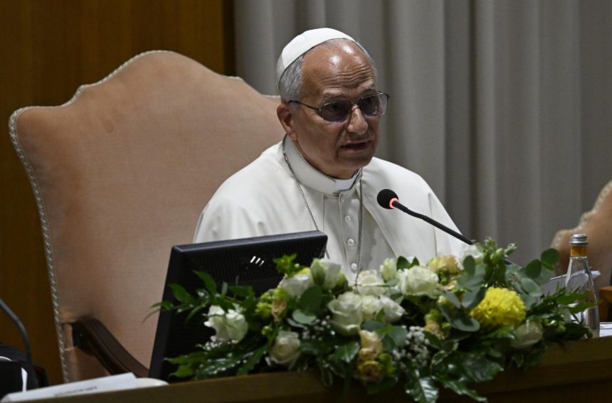 vaticanul acuza ue ca aplica duble standarde in politica externa si cere o reexaminare a doctrinei razboiului just 6a40e979357d1