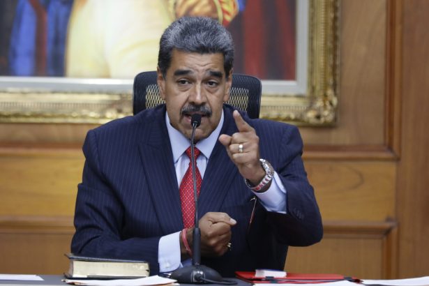 venezuela il uita pe maduro fostul lider dispare din propaganda pe care a construit o 6a2a6ae0696a6