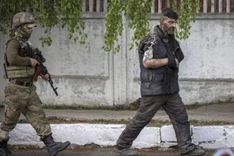 vom recuceri mariupol chiar daca va dura 20 de ani regimentul azov lanseaza atacuri masive asupra orasului 6a33e1e44933c