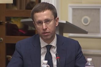 a lucrat ca paznic ca sa si plateasca studiile acum serhii koretki este noul premier al ucrainei 6a592ac099b13