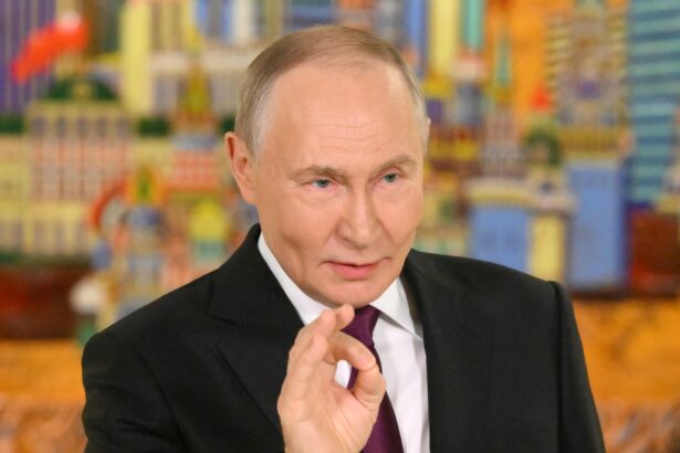 blogger rus retinut dupa ce s a intors impotriva lui putin risca pana la 10 ani de inchisoare 6a5a6725811b9