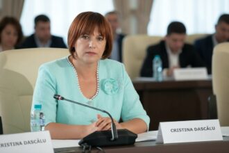 edited aur a votat pentru ca profesorii sa nu piarda prima de cariera didactica din cauza intarzierilor si incompetentei guvernului bolojan comunicat 6a69e024c90ea