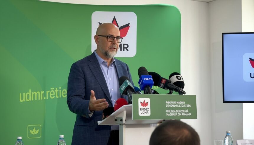 Kelemen Hunor discută despre votul de învestitură al Guvernului propus de Siegfried Mureșan și pragul de 233 de voturi din Parlament.