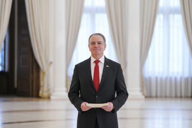 edited mesajul transmis de ambasada sua de 4 iulie ambasadorul darryl nirenberg libertatea cere implicare si munca 6a48feb5f14b0