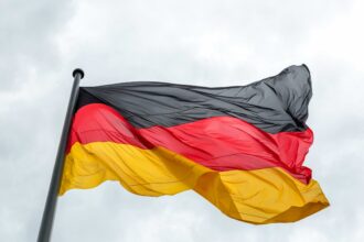 germania mii de oameni protesteaza in estul tarii pentru a impiedica congresul afd 6a48e08b4d28f