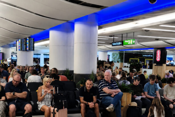 haos pe aeroportul gatwick din londra dupa o pana la alimentarea cu apa recomandari pentru pasageri 6a662e89c007a