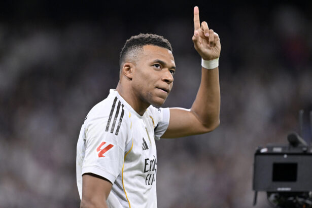 mbappe tina unuiatac rasist ale unei senatoare din paraguay presedintele macron ii ofera sprijin fotbalistului francez 6a4c5d7e9655c