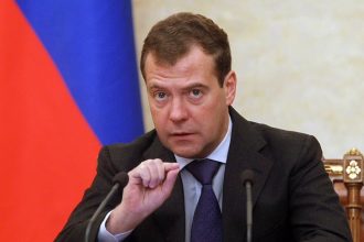 medvedev lanseaza un nou avertisment catre finlanda sustine ca tara a intrat pe lista tintelor nucleare ale rusiei 6a4773b7c75cc