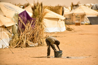 peste 300 de copii au fost ucisi sau raniti in razboiul din sudan in ultimele sase luni potrivit unicef 6a4b861e028ae