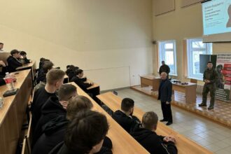 rusia recruteaza studenti pentru razboi a invatat trei luni sa piloteze drone apoi l au trimis direct in macel 6a486387a7060