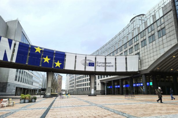 scandal de spionaj la bruxelles o retea maghiara a vizat oficiali ai uniunii europene 6a4592d37aef2