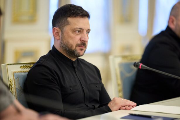 schimbari majore la kiev volodimir zelenski pregateste numirea unui nou premier 6a53e869e5ea7