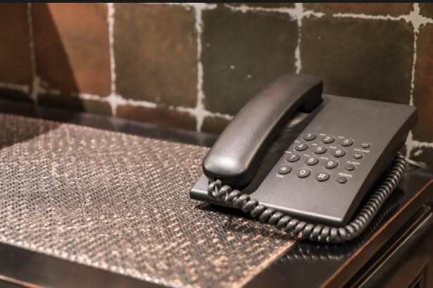 sfarsitul unei ere in tehnologie tara care a deconectat definitiv telefonia fixa dupa 150 de ani 6a44904a29124