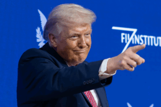 trump i a intrecut pana si pe cei mai activi creatori de continut a publicat 35 de mesaje in doar 90 de minute 6a5cc07c2df5d