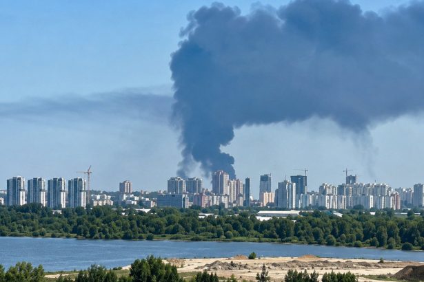 ucraina anunta ca a lovit tinte militare si logistice din rusia aflate la peste 1 000 de kilometri de frontiera 6a64c6a21d45c