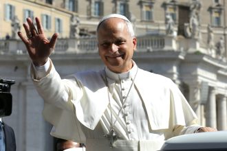 vaticanul excomunica o grupare catolica ultratraditionalista aflata in schisma 6a462e4c3feb5