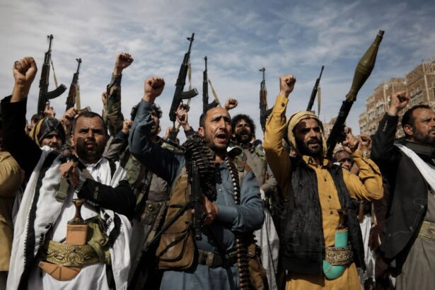 Rebelii Houthi și strategia de sea denial în strâmtoarea Bab el-Mandeb și sudul Mării Roșii