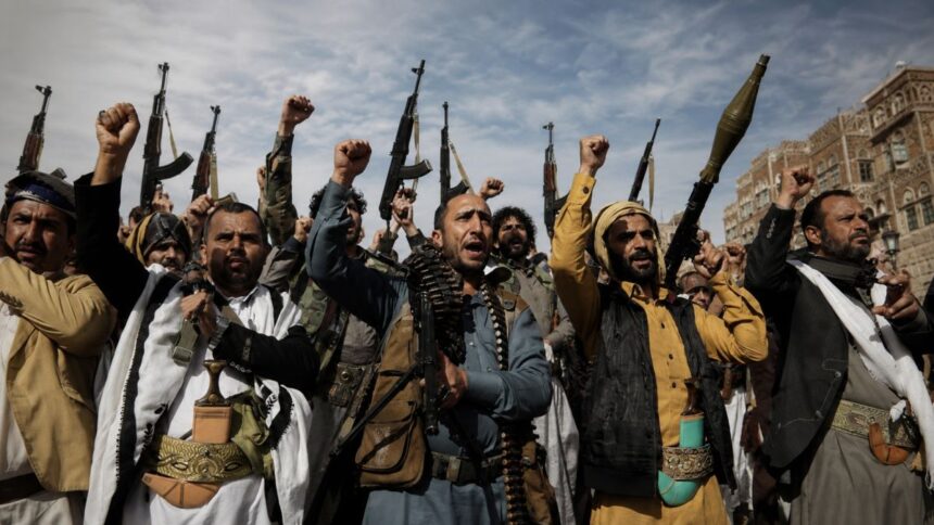 Rebelii Houthi si strategia de sea denial in stramtoarea Bab el Mandeb si sudul Marii Rosii