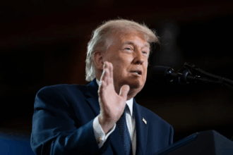 barbat inarmat arestat langa proprietatea lui donald trump din california ce au gasit agentii fbi in locuinta suspectului 6a72c6398895d