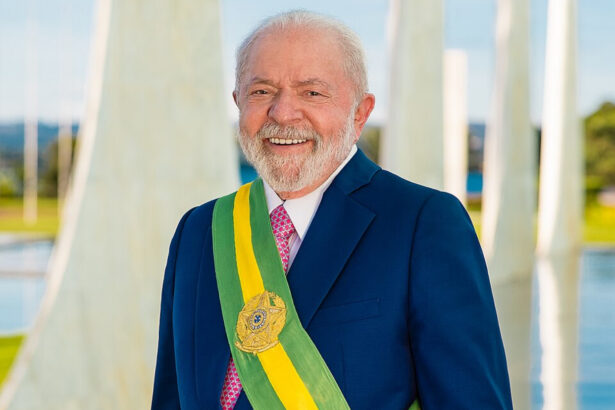 brazilia se pregateste pentru alegerile prezidentiale lula da silva si flavio bolsonaro au dat startul campaniei 6a829c661c91b