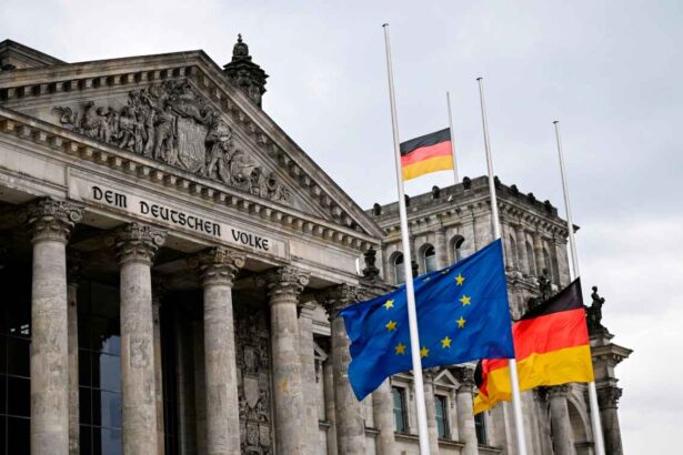 Bundestagul german și drapelul Germaniei