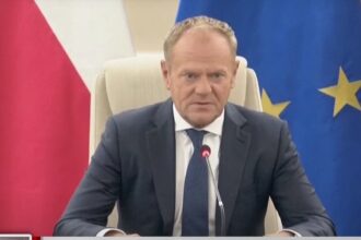 donald tusk anunta planul poloniei pentru a evita razboiul si taxeaza tradarile interne 6a8187eead960