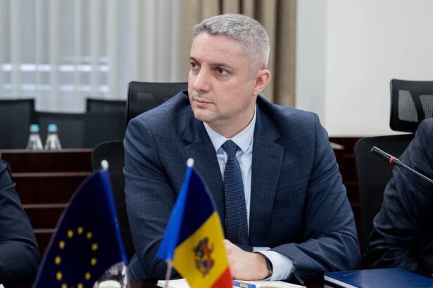 dupa scandalul cv ului fals averea fostului director moldatsa intra in vizorul ani 6a75855d4ef65