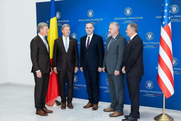 edited alexandru nazare intalnire cu delegatia congresului sua romania vrea sa atraga mai mult capital american si proiecte comune 6a92d88f091f5