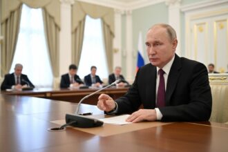 edited de ce a mers seful cia la moscova wsj sua se tem ca rusia ar putea ataca nato 6a8f2cbacb563