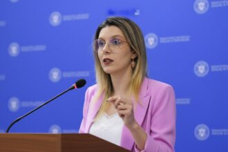 edited diana buzoianu cauta 20 de tineri care sa participe la deciziile romaniei privind clima si mediul 6a840abc0bebe