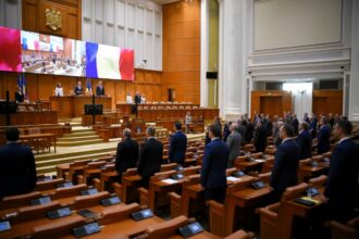 edited presedintele sa actioneze ca ultim bastion pislaru avertizeaza ca romania risca sa piarda sute de milioane de euro din pnrr 6a733a6b4ef53