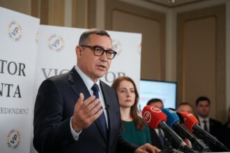 edited schimb dur de replici intre ponta si pislaru in contextul disputei privind legea decarbonizarii am o parere proasta despre dumneavoastra 6a722ce9bb689