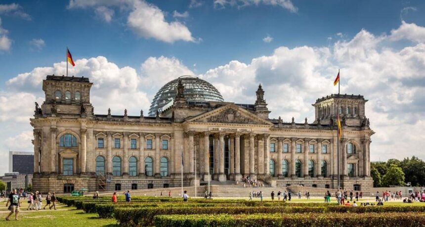 germania extinde puterile serviciilor de informatii spionii vor putea interveni inclusiv in atacuri cibernetice 6a7cc731e06f3