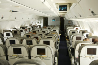 incident aviatic neobisnuit in sua doua avioane ale aceleiasi companii au zburat simultan cu acelasi indicativ 6a8038309764e