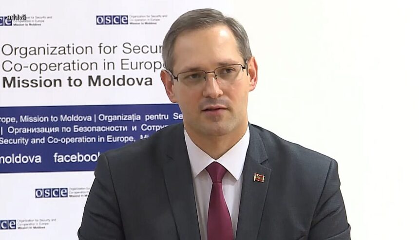 oficial separatist declarat indezirabil in republica moldova fotografiat la tiraspol autoritatile verifica situatia 6a739ba821064