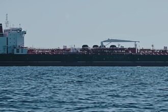 operatiune spectaculoasa pe mare o nava din flota fantoma a moscovei luata cu asalt de trupele speciale europene 6a6f75c67784b